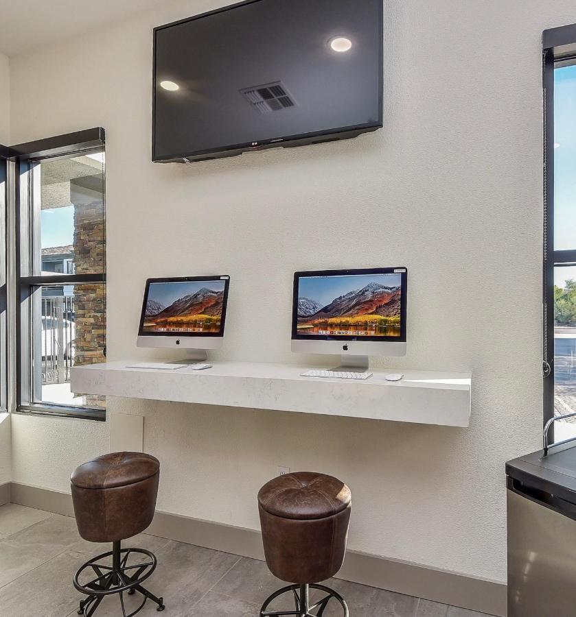 Appartement Luxury Mountain View 2Br With Balcony Located In Scottsdale Extérieur photo