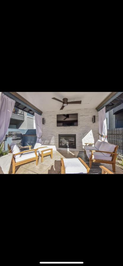 Appartement Luxury Mountain View 2Br With Balcony Located In Scottsdale Extérieur photo