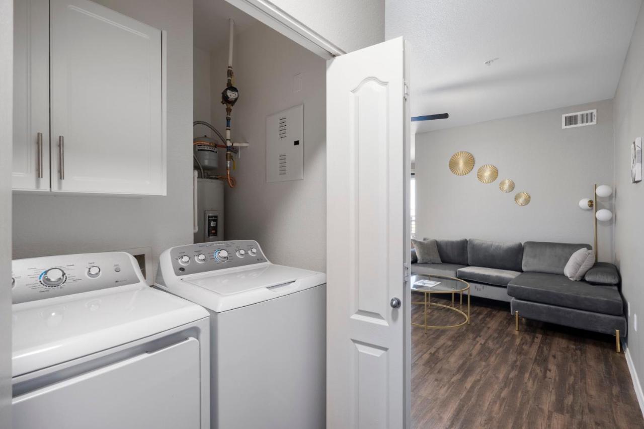 Appartement Luxury Mountain View 2Br With Balcony Located In Scottsdale Extérieur photo